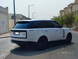 رينج روڤر إس إي 2023